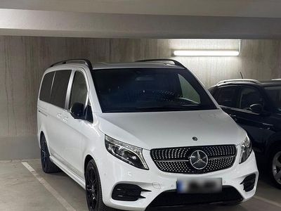 Gebraucht Mercedes V220 AMG 163 PS (119 kW) 2022 Weiß Van / Kleinbus