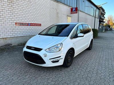 Gebraucht Ford S-MAX Titanium 140 PS (102 kW) 2012 Frostweiß Van / Kleinbus