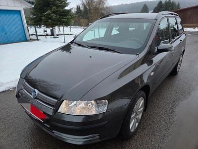 Grau Gebraucht 2007 Fiat Stilo Dynamic Kombi | 1.790 € (Fairer Preis)