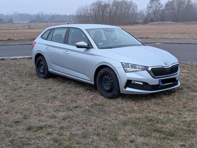 Silber Gebraucht 2019 Skoda Scala Ambition Kleinwagen | 12.950 € (Fairer Preis)