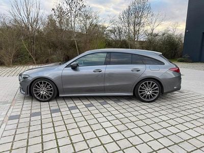 Gebraucht Mercedes CLA250 Shooting Brake AMG line 224 PS (164 kW) 2022 Grau Kombi
