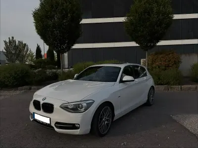 Gebraucht BMW 116 Sport Line 116 PS (85 kW) 2013 Weiß Kleinwagen