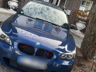 Gebraucht BMW 525 M Sport 177 PS (130 kW) 2006 Blau Kombi