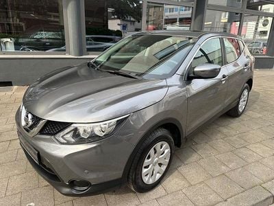 Gebraucht Nissan Qashqai Visia 116 PS (85 kW) 2017 Grau SUV