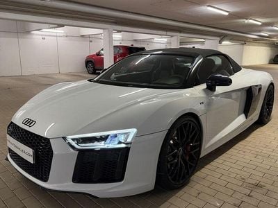 Grau Gebraucht 2017 Audi R8 Spyder Sport Cabrio | 124.940 € (Fairer Preis)