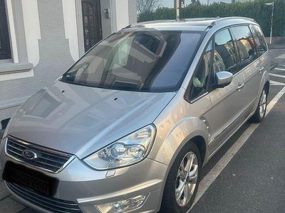 Gebraucht Ford Galaxy Titanium 160 PS (117 kW) 2014 Silber Van / Kleinbus