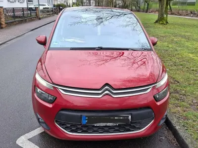 Gebraucht Citroën C4 Picasso Tendance 111 PS (81 kW) 2016 Rot Van / Kleinbus