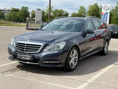 Gebraucht Mercedes E200 Avantgarde 184 PS (135 kW) 2011 Grau Limousine