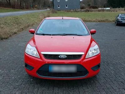 Gebraucht Ford Focus 101 PS (74 kW) 2008 Rot Kombi