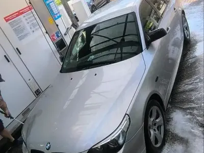 Gebraucht BMW 523 M Sport 177 PS (130 kW) 2006 Grau Limousine