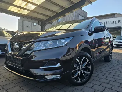 Gebraucht Nissan Qashqai 116 PS (85 kW) 2020 Violett SUV