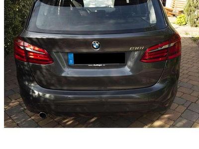 BMW 218