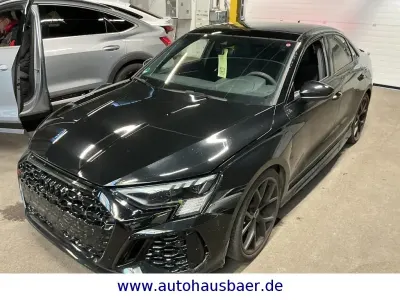Gebraucht Audi RS3 Sport 400 PS (294 kW) 2024 Schwarz Limousine