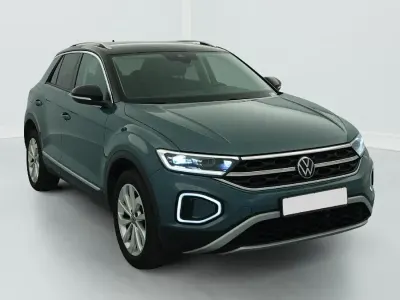 Gebraucht VW T-Roc Style 110 PS (80 kW) 2023 Bleu petrole / toit noir (z3a1) SUV