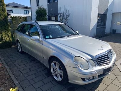 Mercedes E280