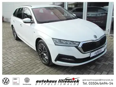 Używany Skoda Octavia Clever 116 KM (85 kW) 2022 Biały Kombi