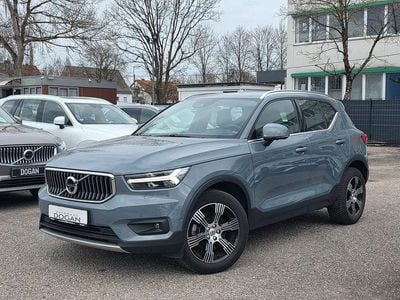 Gebraucht Volvo XC40 Inscription 197 PS (144 kW) 2022 Grau SUV