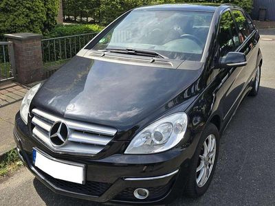 Mercedes B180