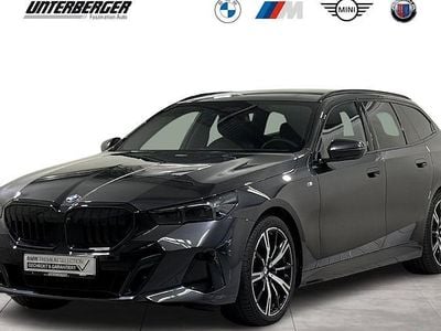Gebraucht BMW 540 Comfort Edition 303 PS (222 kW) 2025 Grau Kombi