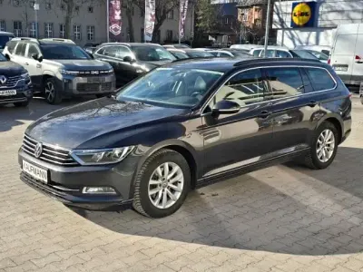 Usata VW Passat Comfortline 120 CV (88 kW) 2018 Grigio Station wagon