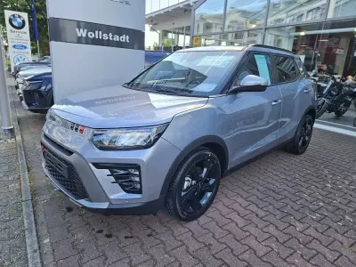 Neu KGM Tivoli 163 PS (119 kW) 2026 Grau SUV