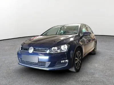 Gebraucht VW Golf VII LOUNGE 125 PS (91 kW) 2016 Blau Limousine