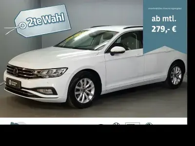 Gebraucht VW Passat Business 150 PS (110 kW) 2023 Weiß Kombi