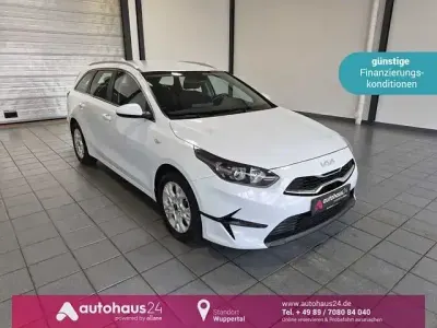 Gebraucht Kia Ceed Vision 160 PS (117 kW) 2022 Weiß Kleinwagen