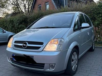 Usata Opel Meriva 87 CV (63 kW) 2005 Argento Monovolume