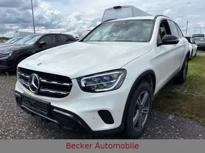 Gebraucht Mercedes GLC300e Exclusive 194 PS (142 kW) 2022 Weiß SUV