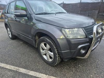 Second-hand Suzuki Grand Vitara 130 CP (95 kW) 2011 Gri SUV