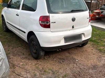 Usata VW Fox 54 CV (39 kW) 2005 Bianco Utilitaria