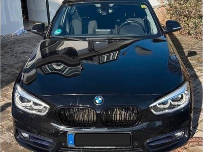 Gebraucht BMW 118 Sport Line 150 PS (110 kW) 2017 Schwarz Kleinwagen