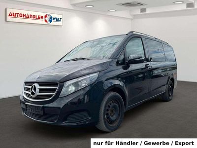 Mercedes V220