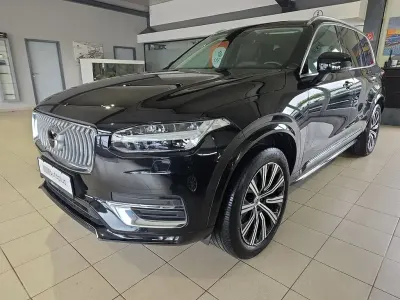 Używany Volvo XC90 Inscription 235 KM (172 kW) 2021 Czarny SUV