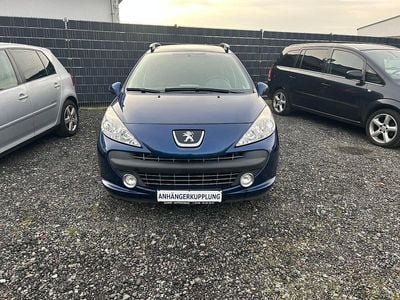 Blau Gebraucht 2009 Peugeot 207 Kombi | 1.850 € (Etwas zu teuer)