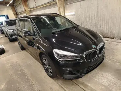 Gebraucht BMW 218 Gran Tourer Sport Line 150 PS (110 kW) 2022 Van / Kleinbus