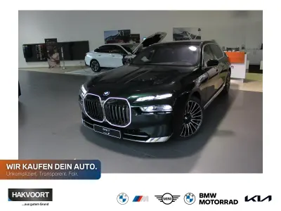 Neu BMW i7 Executive 400 kW (544 PS) 2026 Individual lack dark emerald met (r94) Limousine