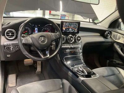 Mercedes GLC300