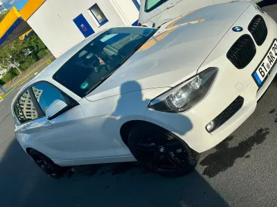Gebraucht BMW 116 Efficient Dynamics 116 PS (85 kW) 2014 Weiß Kleinwagen
