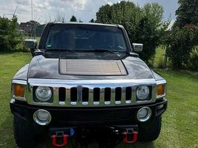 Hummer H3