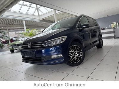 Blau Gebraucht 2016 VW Touran Highline Van / Kleinbus | 10.980 € (Etwas zu teuer)