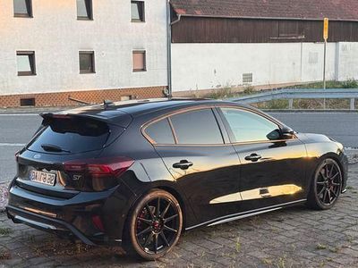 Gebraucht Ford Focus ST 280 PS (205 kW) 2024 Limousine