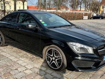 gebraucht Mercedes CLA200 AMG Line /Pano /Kamera/Navi gross/Aut/Leder/Allw