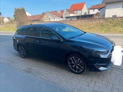 Gebraucht Kia Ceed 160 PS (117 kW) 2023 Schwarz Kleinwagen