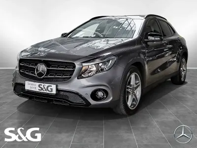 Gebraucht Mercedes GLA220 Night 170 PS (125 kW) 2018 Metalliclack mountaingrau SUV