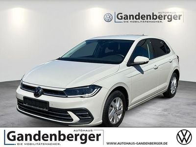 Ascotgrau Gebraucht 2022 VW Polo Style Limousine | 19.680 € (Fairer Preis)