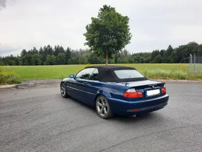 Gebraucht BMW 318 Cabriolet 143 PS (105 kW) 2003 Blau Cabrio