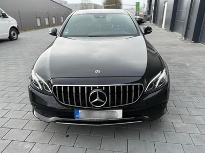Mercedes E200
