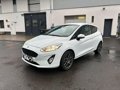 Weiß Gebraucht 2017 Ford Fiesta Cool & Connect Kleinwagen | 6.000 € (Guter Preis)